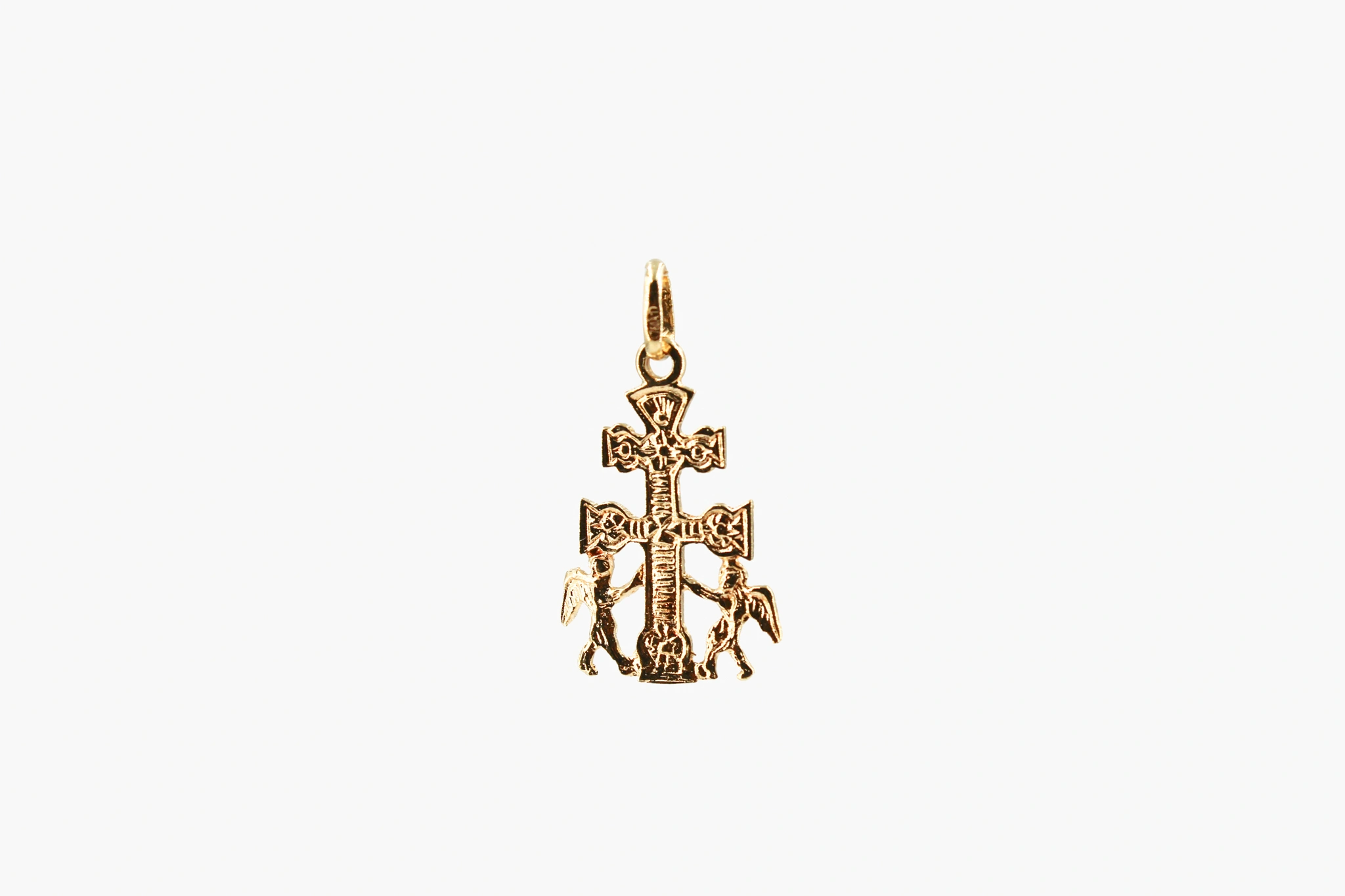 Cruz de oro de 18k con ángeles — foto 3