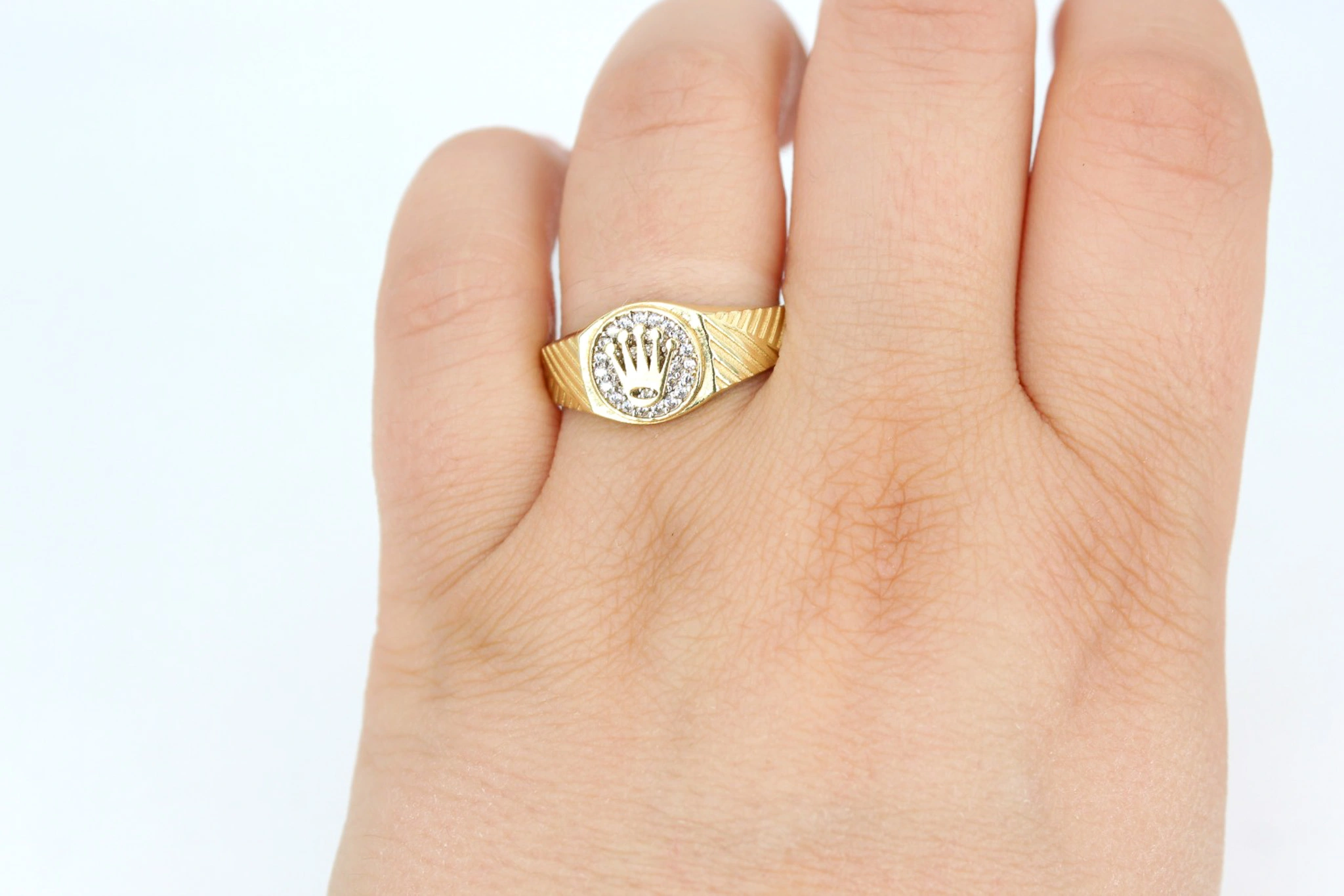Anillo de oro corona con circonitas 18K — foto 3
