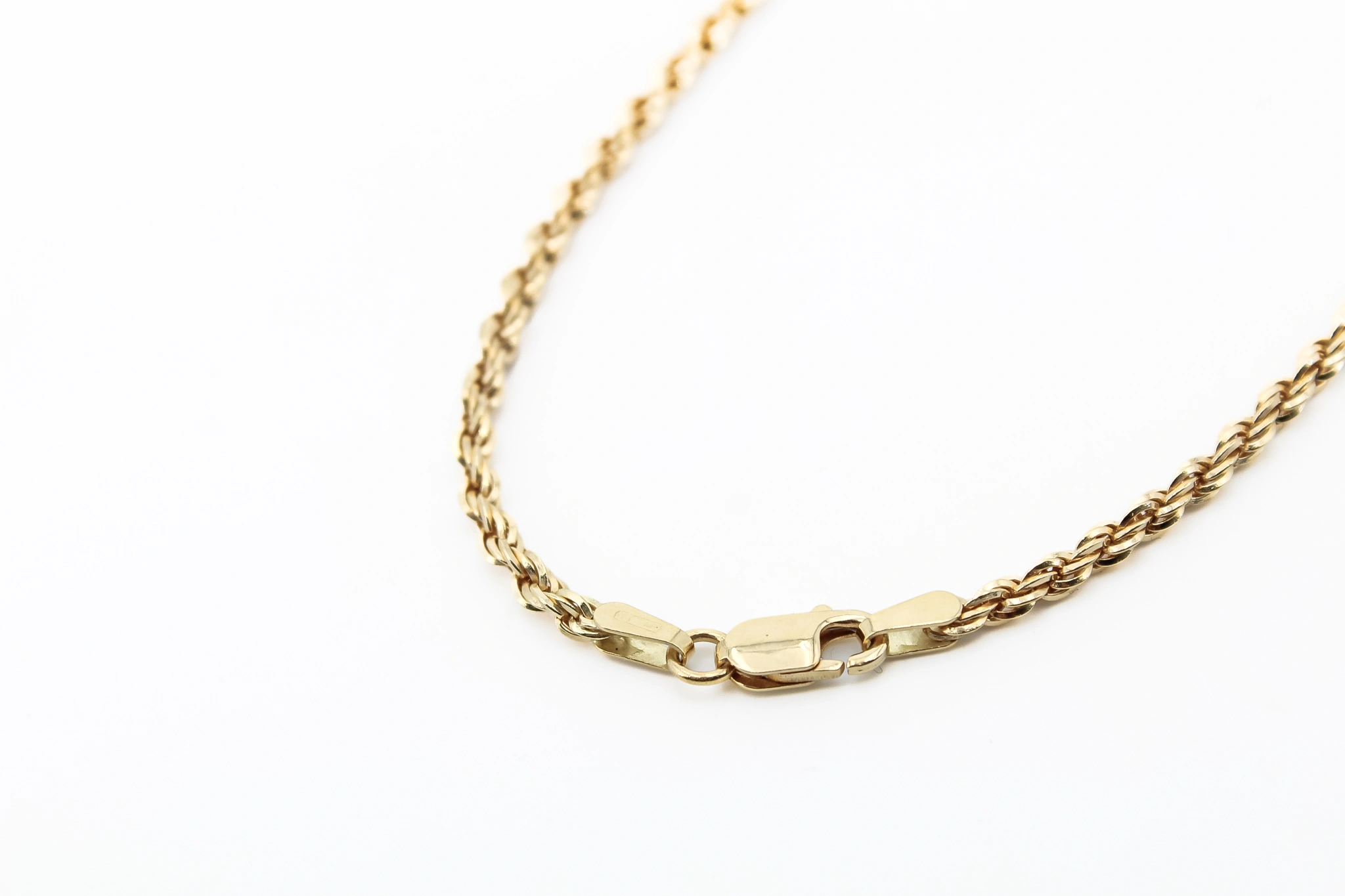 Cadena salomónica de oro 18K — vista alternativa